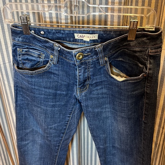 CAbi women’s jeans size 0 style 917 medium wash Boyfriend cut cropped ankle - Picture 8 of 12